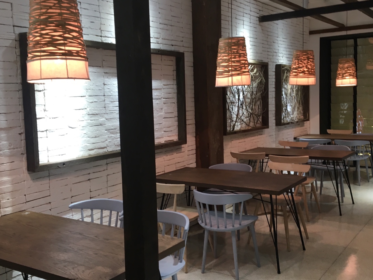 Thiết kế thi công nội thất quán cafe, trà sữa - 5